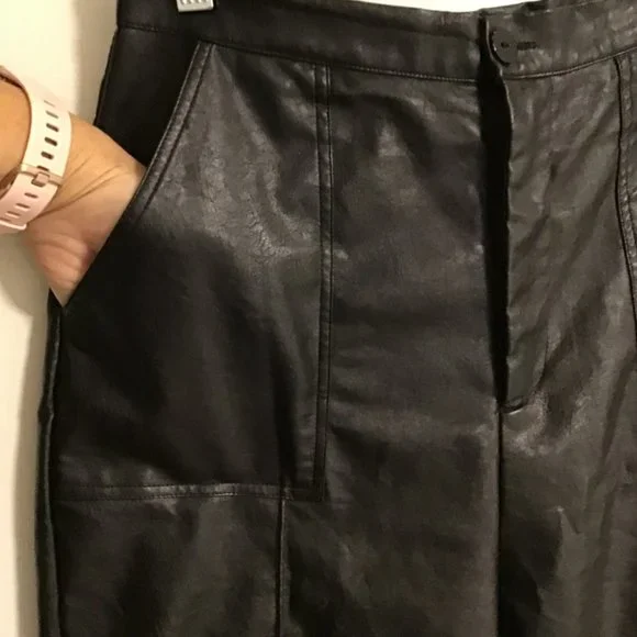 PRINCESS Polly Encore Faux Leather Pant - Picture 2 of 14